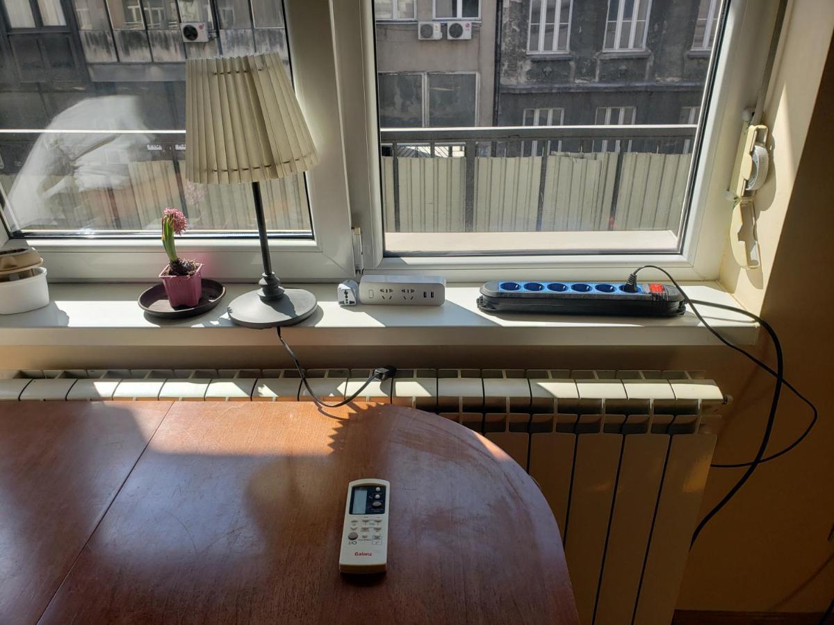 בלגרד Private Cozy Room 2 With Shared Kitchen In Appartment מראה חיצוני תמונה
